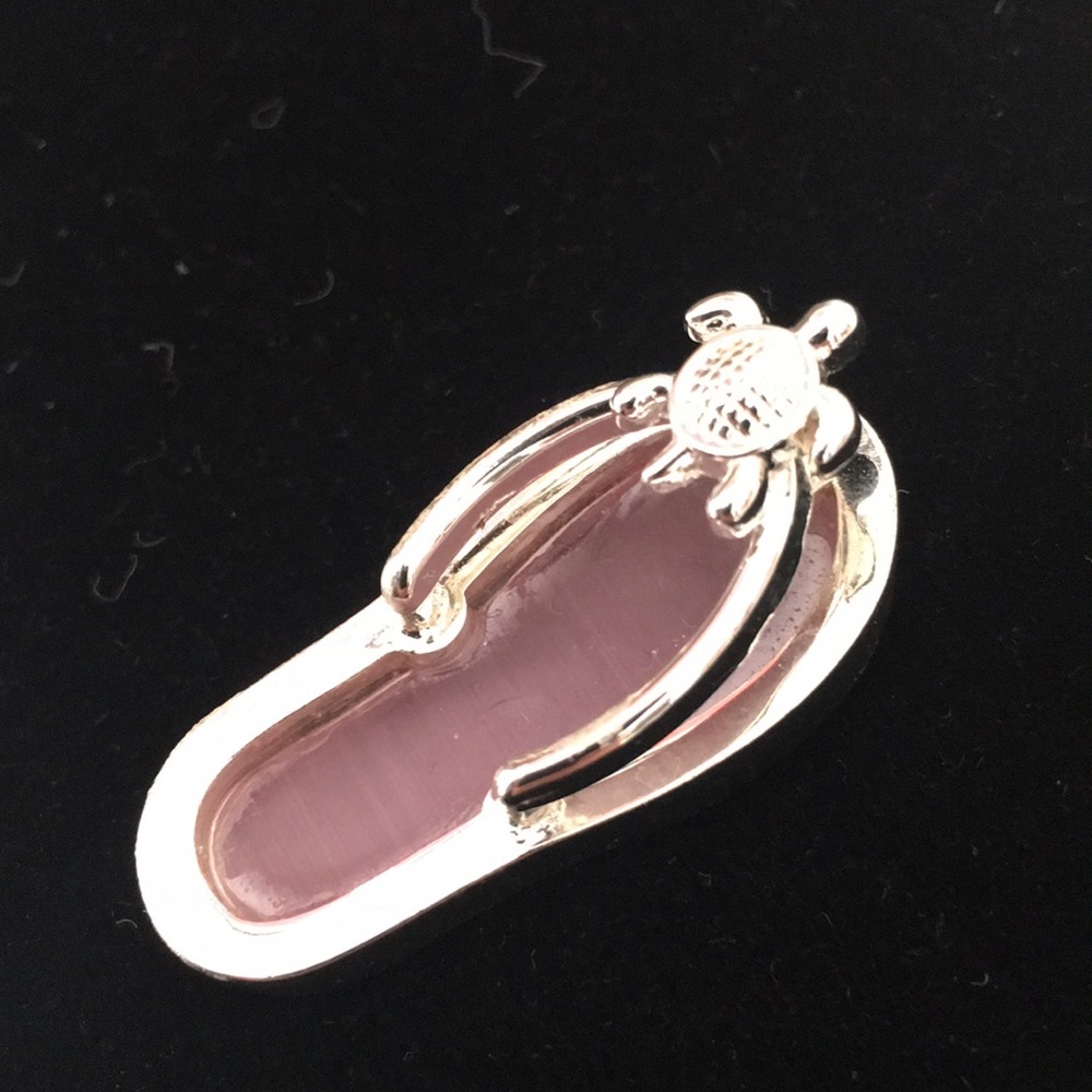 Beachy Flip Flop & Sea Turtle Necklace Charm
